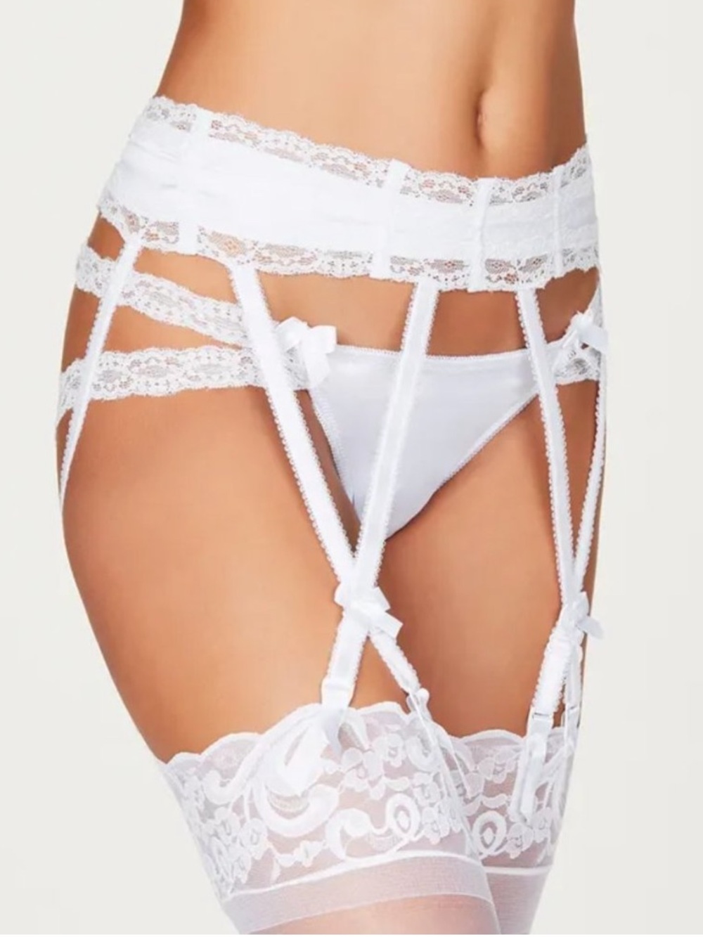 Fredricks of Hollywood White Lace Elle Garter Belt